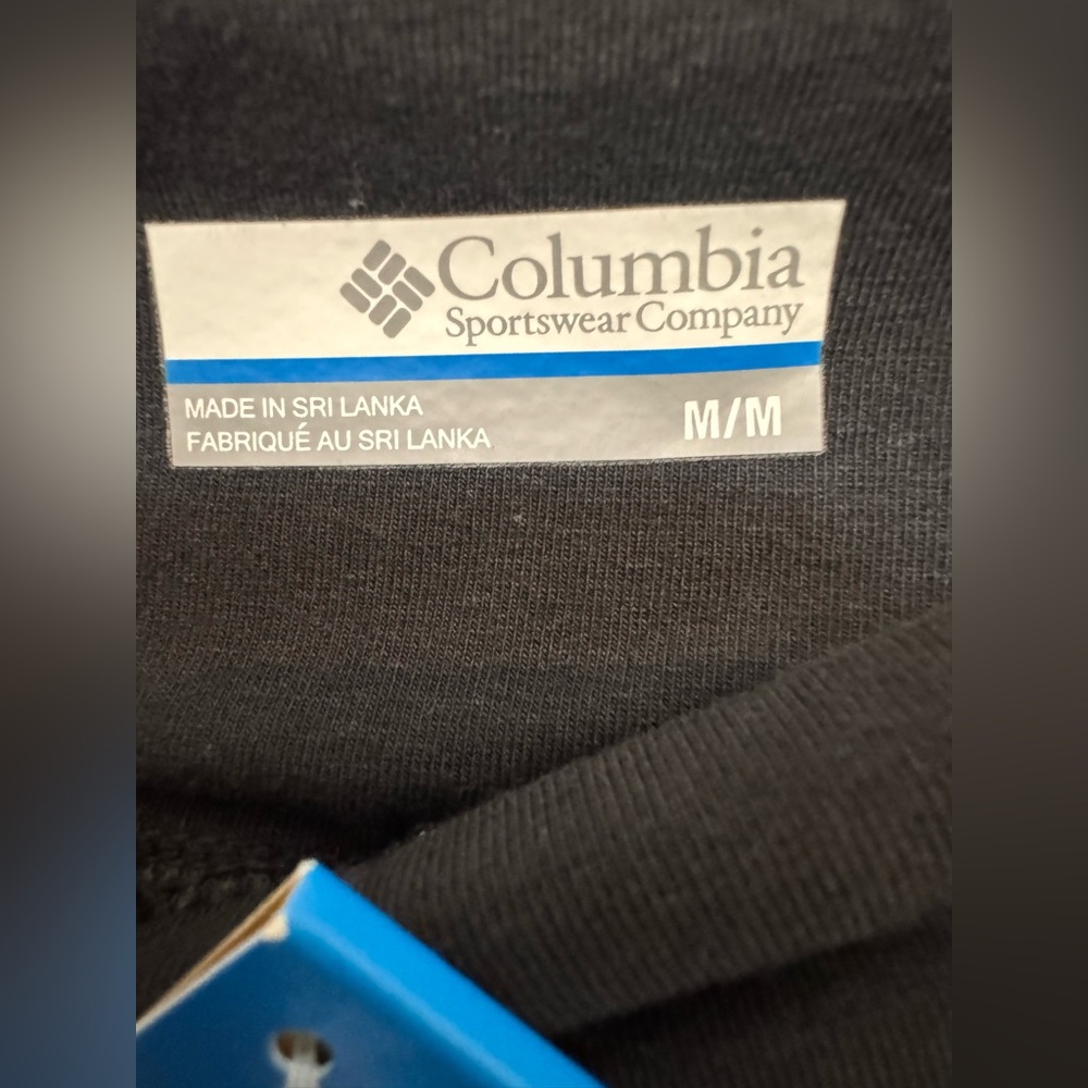 Columbia Women’s Black Sportswear Shorts - Picture 2 of 3